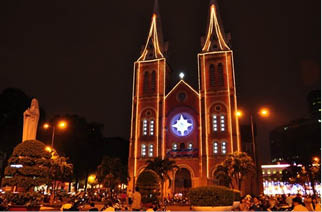 Cath%c3%a9drale%20de%20Saigon.jpg