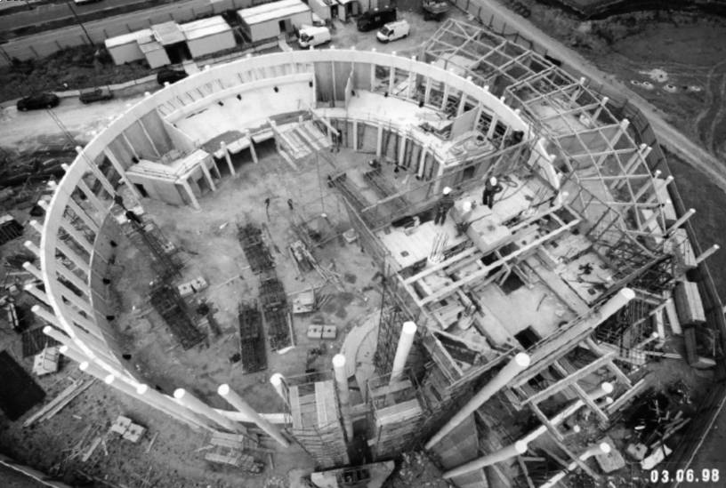 Construction de l'église Notre dame du Val a