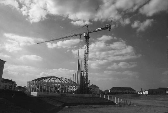 Construction de l'église Notre dame du Val a